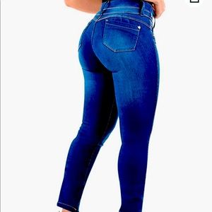 butt lifting jeans (25% off bundles)